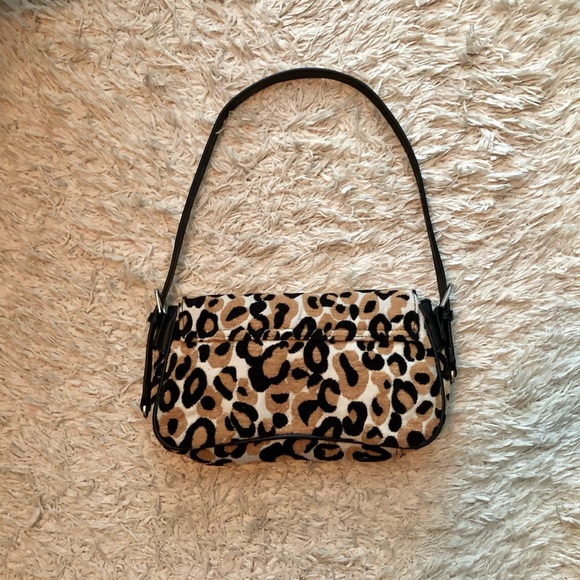 TOPSHOP LEOPARD FLAP SHOULDER BAG - Picture 5 of 8